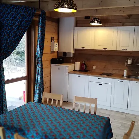 בקתה Domki Polanica פולניסה-ז'דוז'